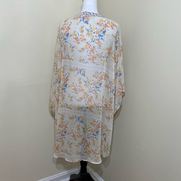 BAND OF GYPSIES || Open Front Kimono Blouse Beige Floral 3/4 Sleeve Sz XS /S - Picture 3 of 7